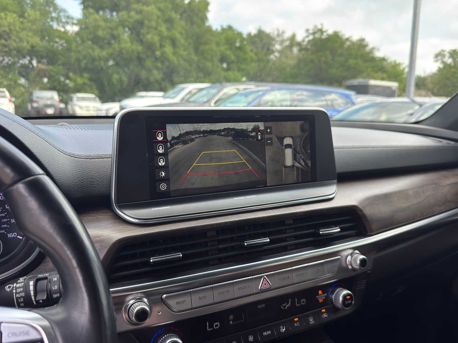 Thumbnail: 2020 Kia Telluride - 13