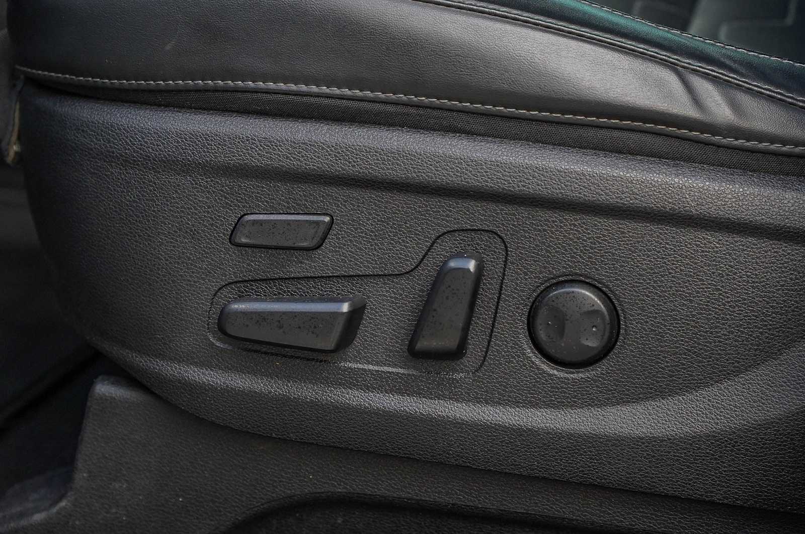 Thumbnail: 2022 Kia Telluride - 26