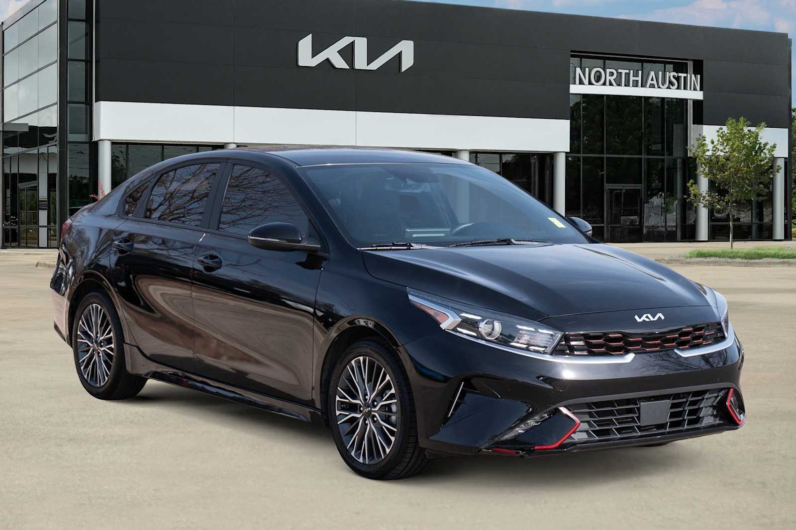 Thumbnail: 2024 Kia Forte - 8
