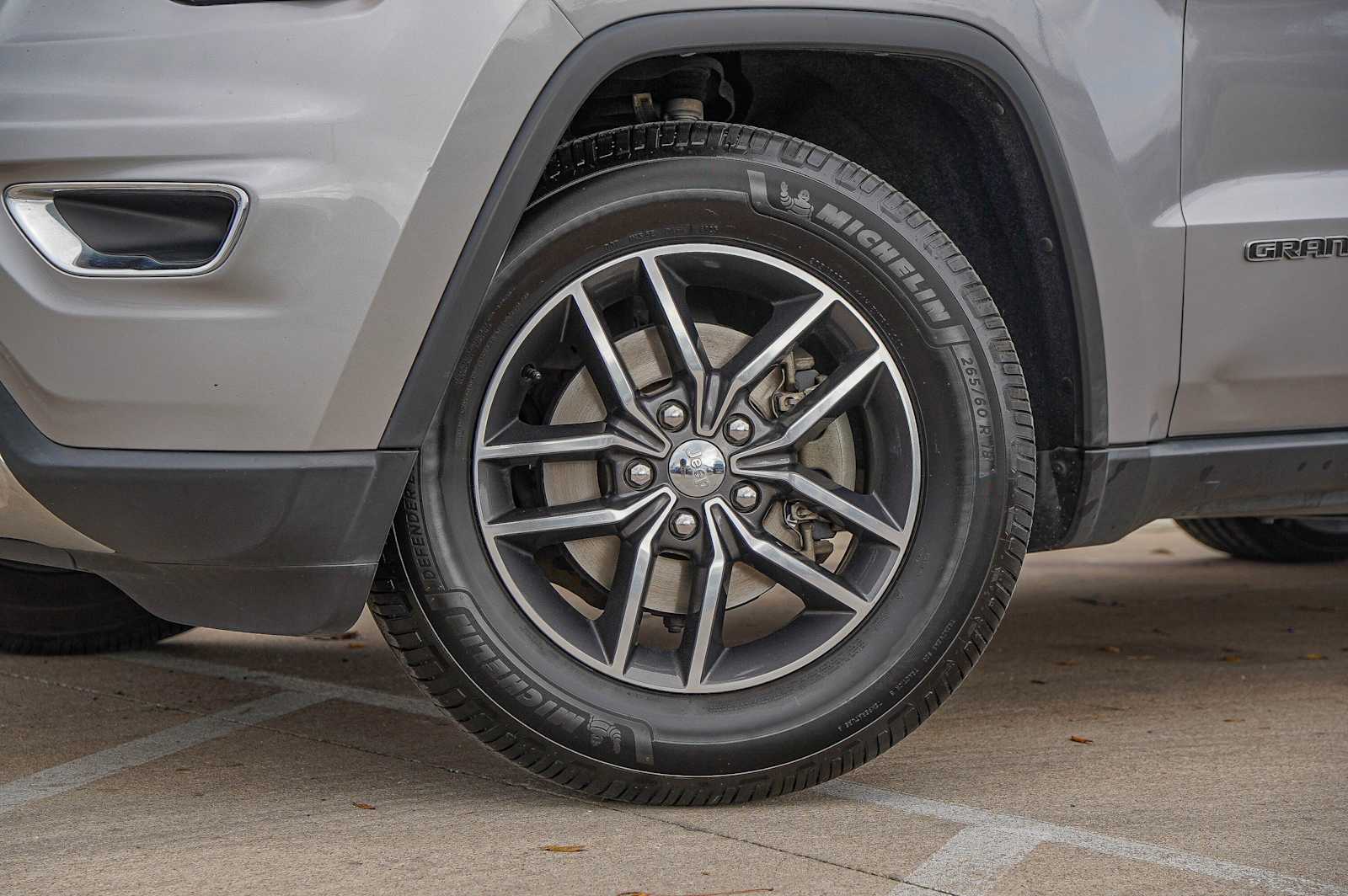 Thumbnail: 2018 Jeep Grand Cherokee - 2