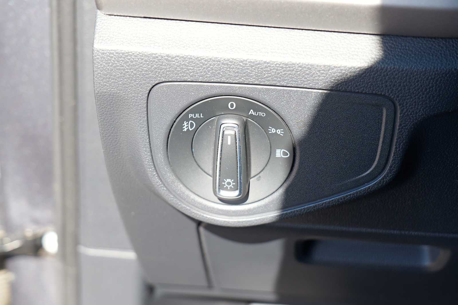 Thumbnail: 2019 Volkswagen Atlas - 19