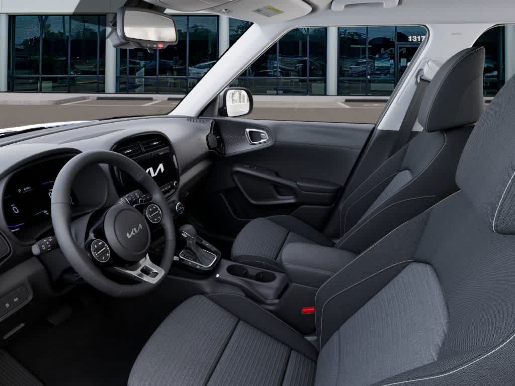 2025 Kia Soul EX 17