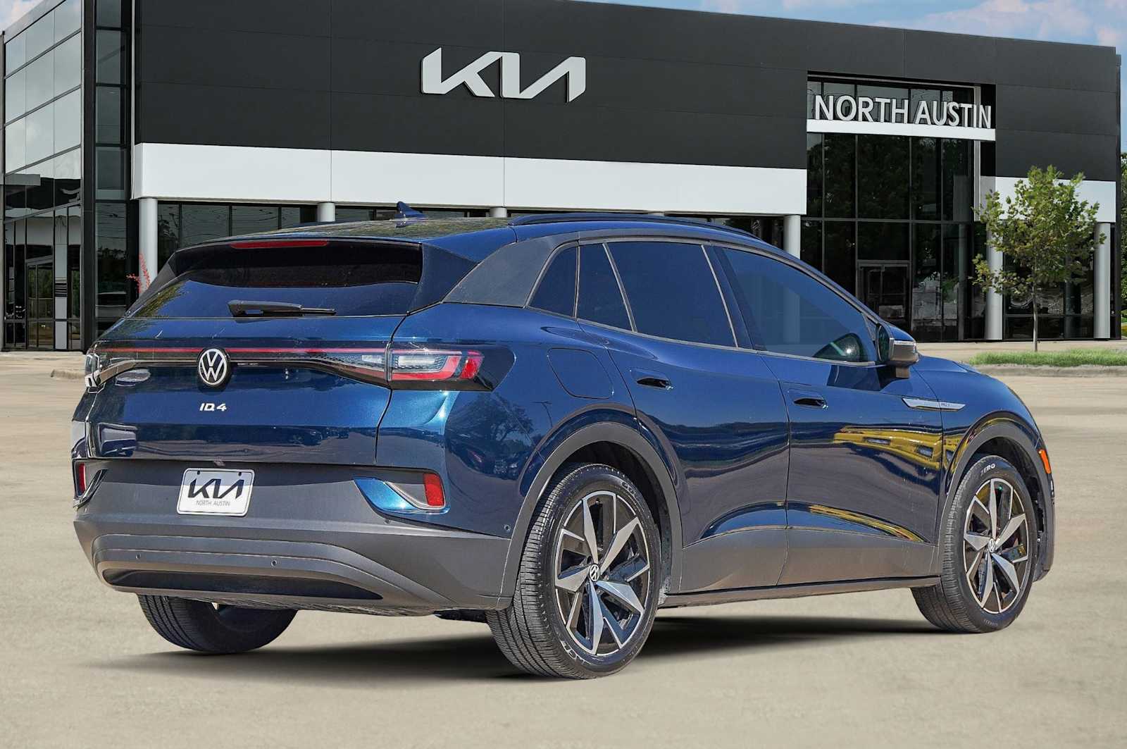 Thumbnail: 2023 Volkswagen ID.4 - 6