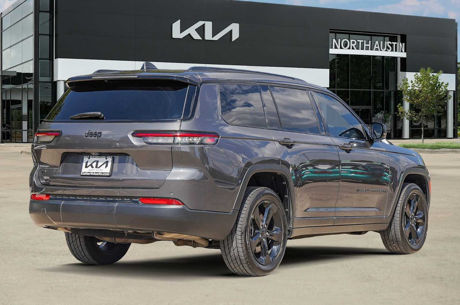 Thumbnail: 2022 Jeep Grand Cherokee - 6