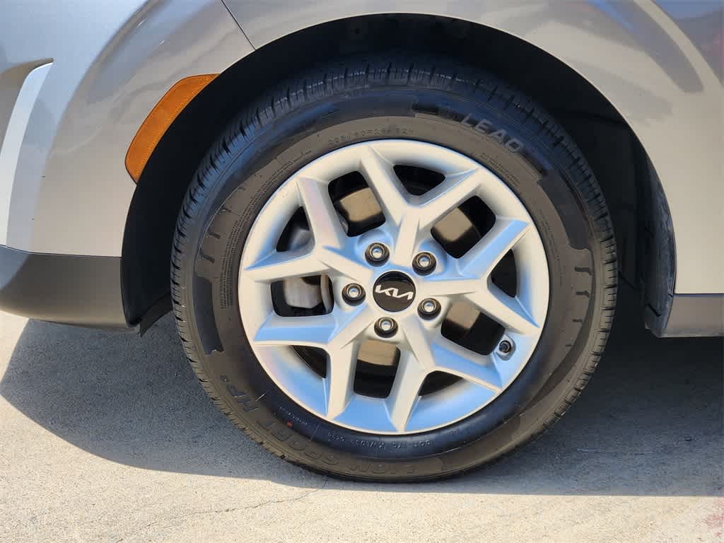 Thumbnail: 2023 Kia Soul - 9