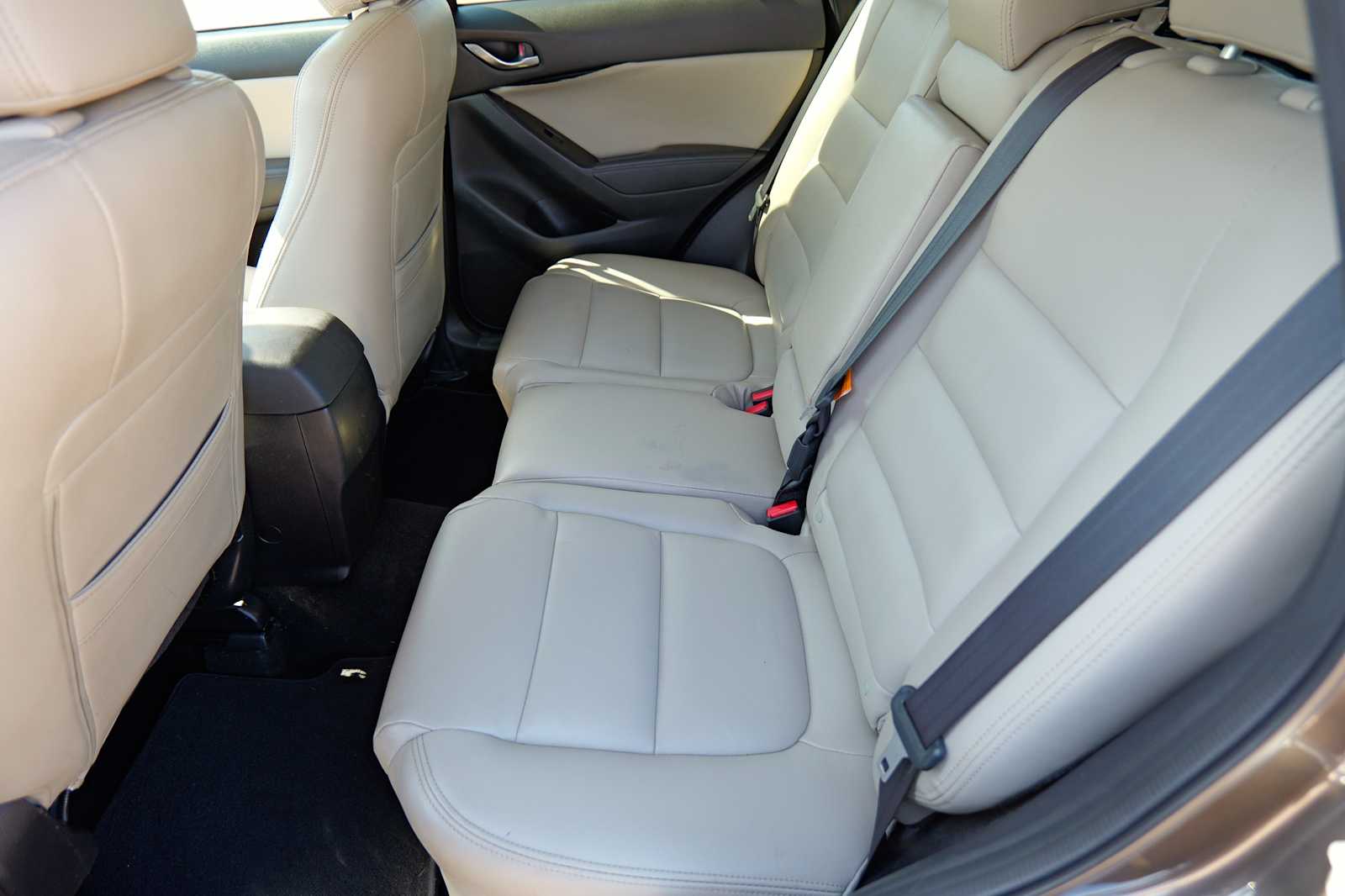 Thumbnail: 2016 Mazda CX-5 - 24