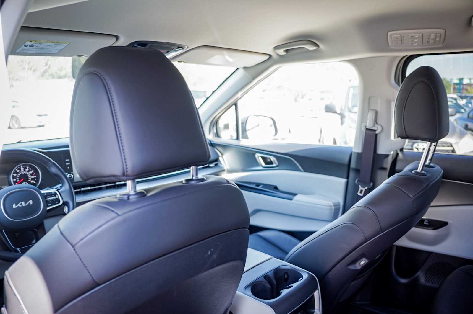 Thumbnail: 2024 Kia Carnival - 27