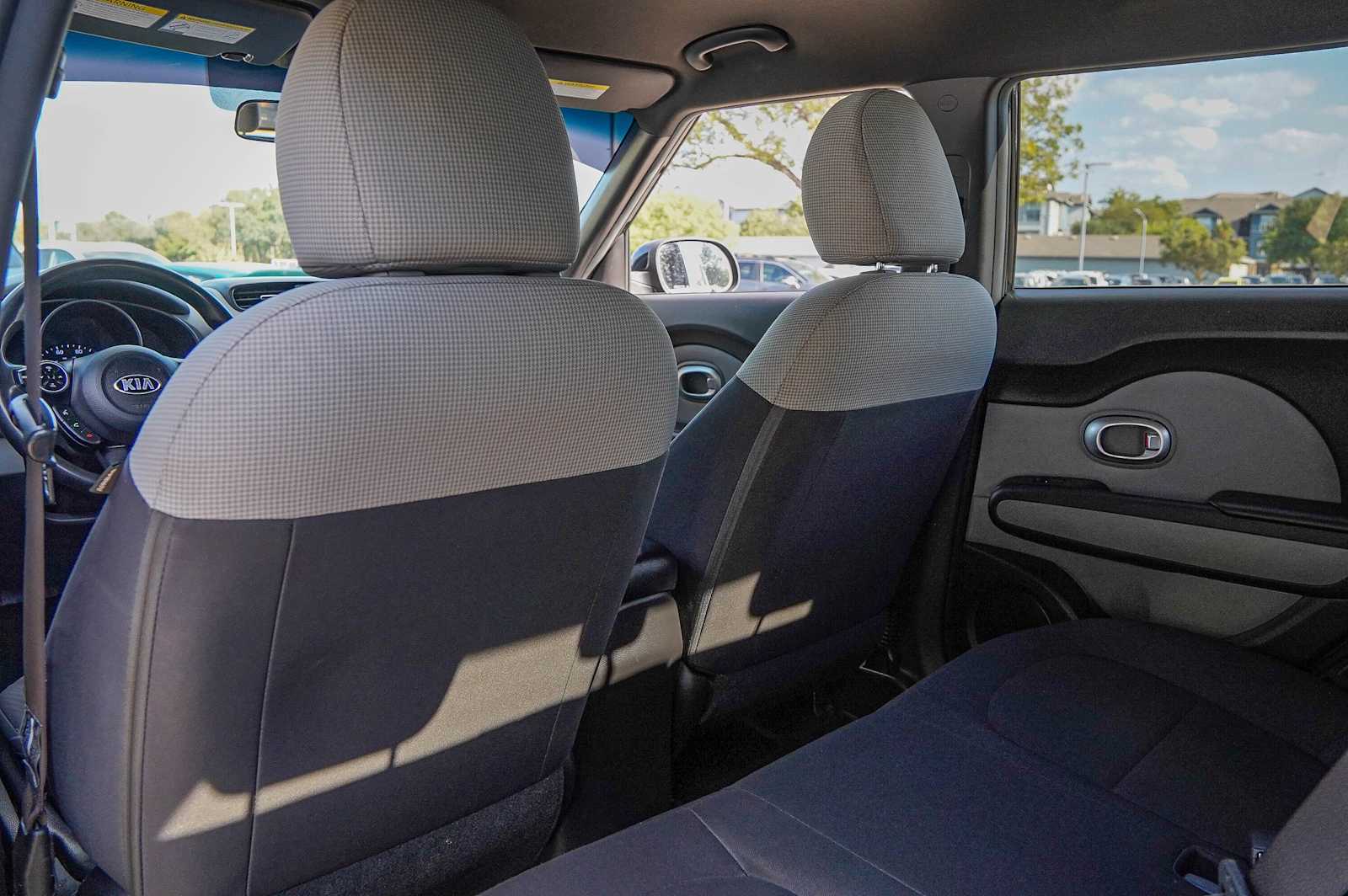 Thumbnail: 2015 Kia Soul - 26