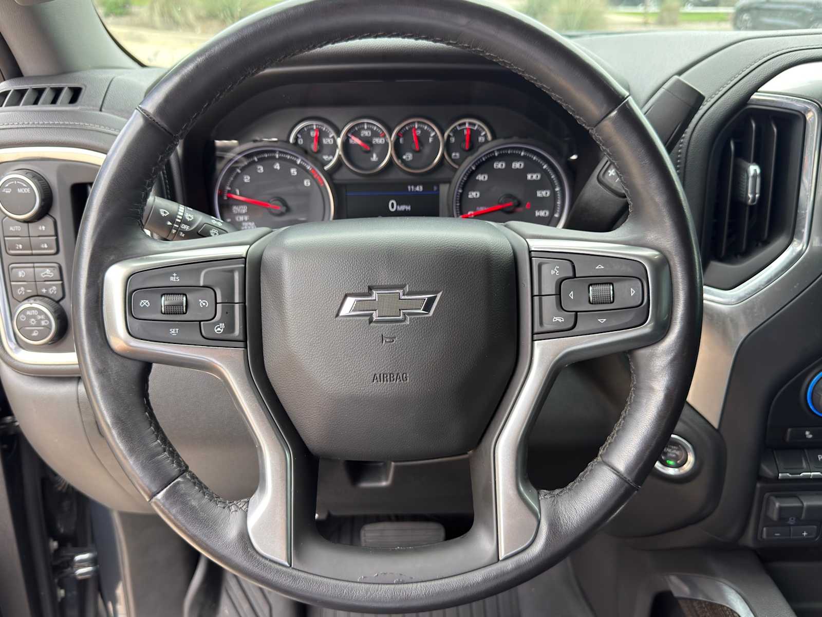 Thumbnail: 2020 Chevrolet Silverado 1500 - 15