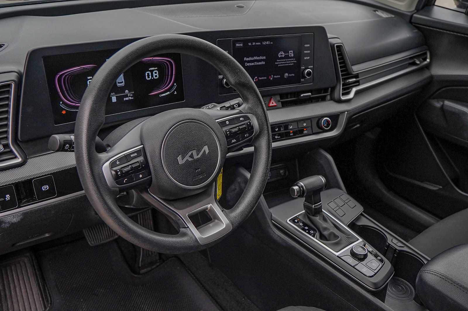 Thumbnail: 2023 Kia Sportage - 9