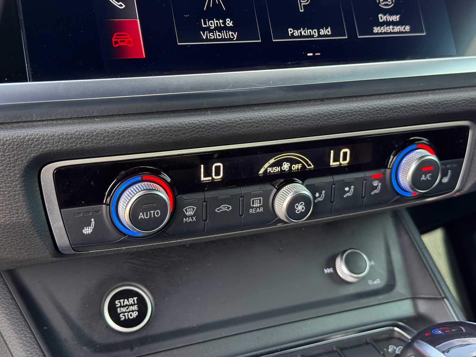 Thumbnail: 2022 Audi Q3 - 26