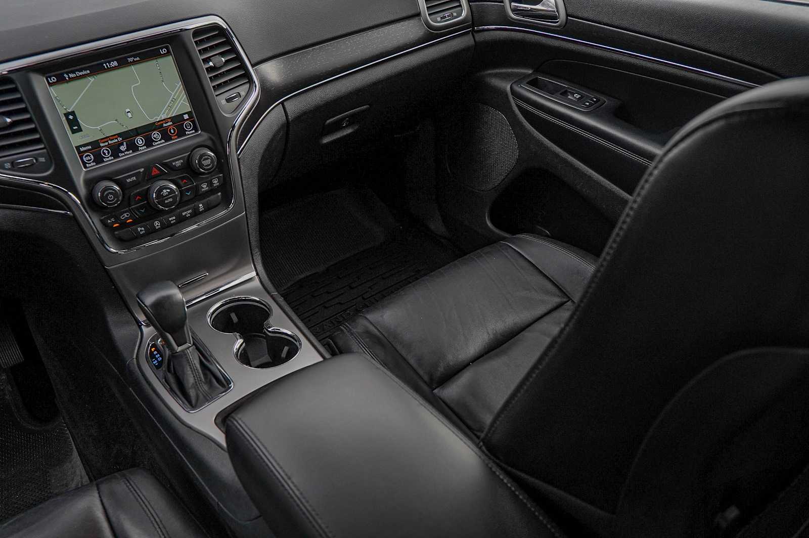 Thumbnail: 2018 Jeep Grand Cherokee - 27