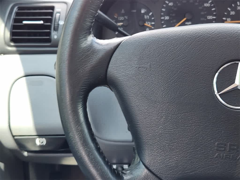 Thumbnail: 2001 Mercedes-Benz M-Class - 26
