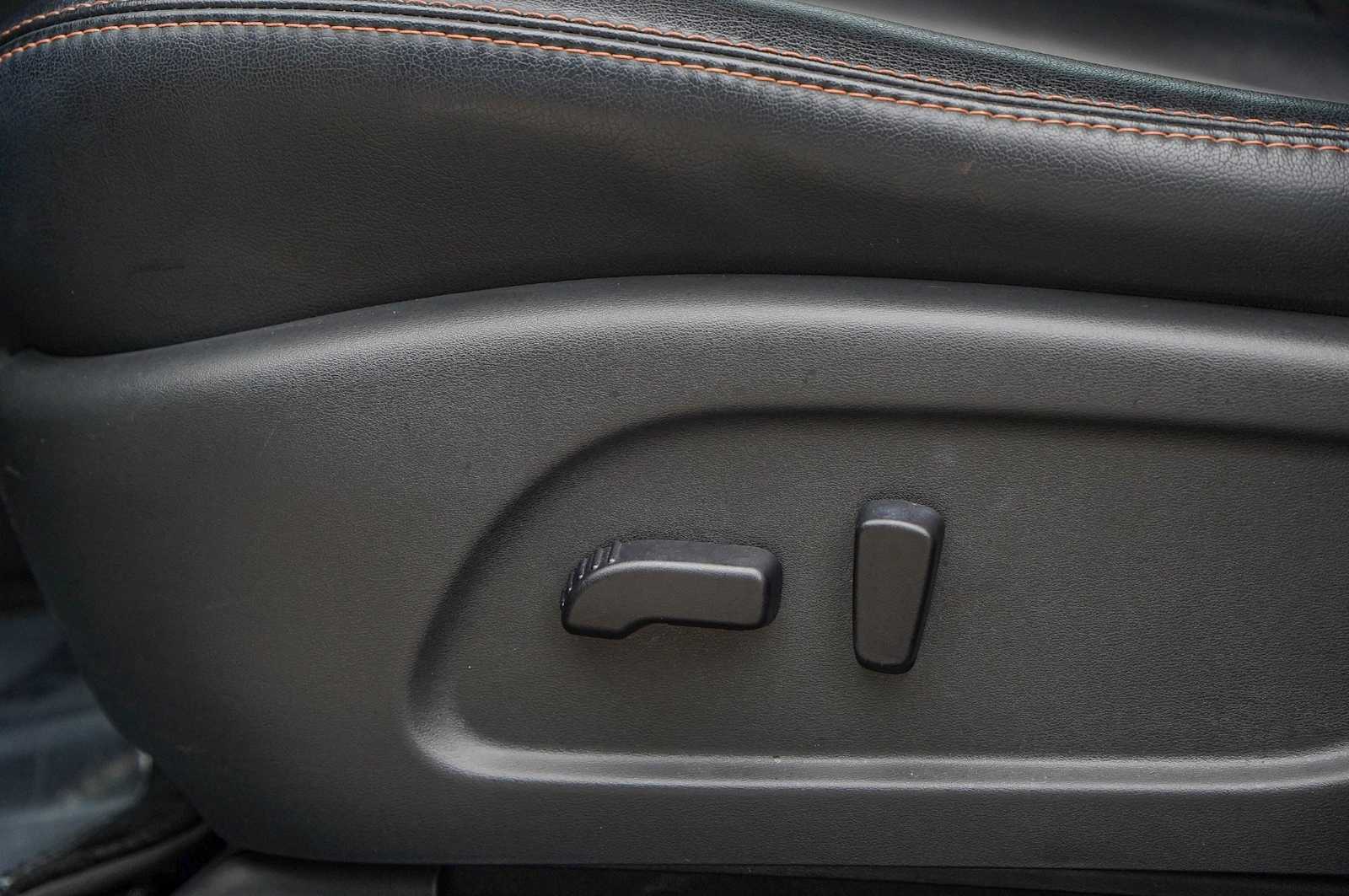 Thumbnail: 2020 Nissan Pathfinder - 25