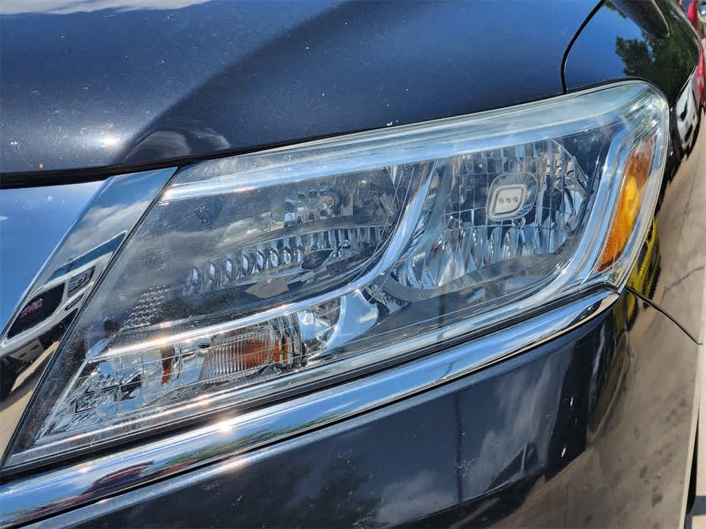 Thumbnail: 2015 Nissan Pathfinder - 7