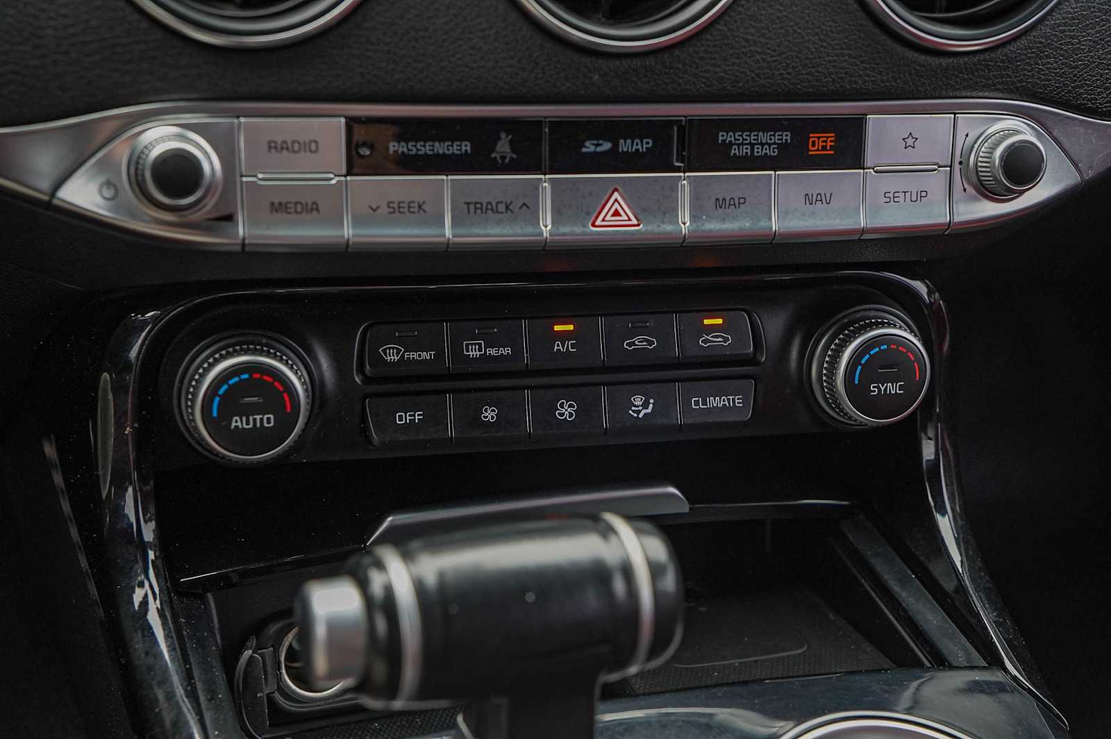 Thumbnail: 2021 Kia Stinger - 21