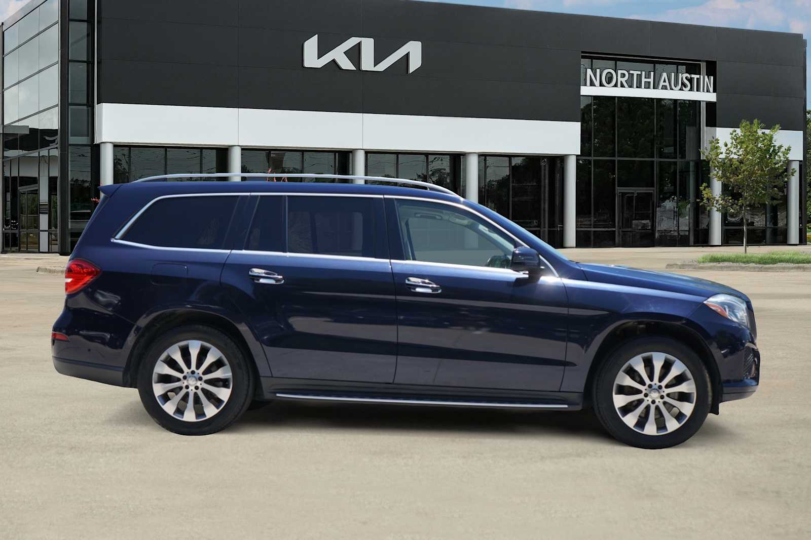Thumbnail: 2017 Mercedes-Benz GLS - 8
