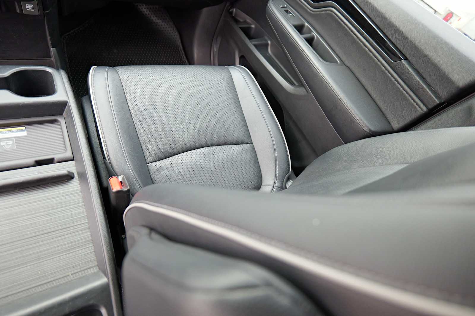 Thumbnail: 2023 Honda Odyssey - 28