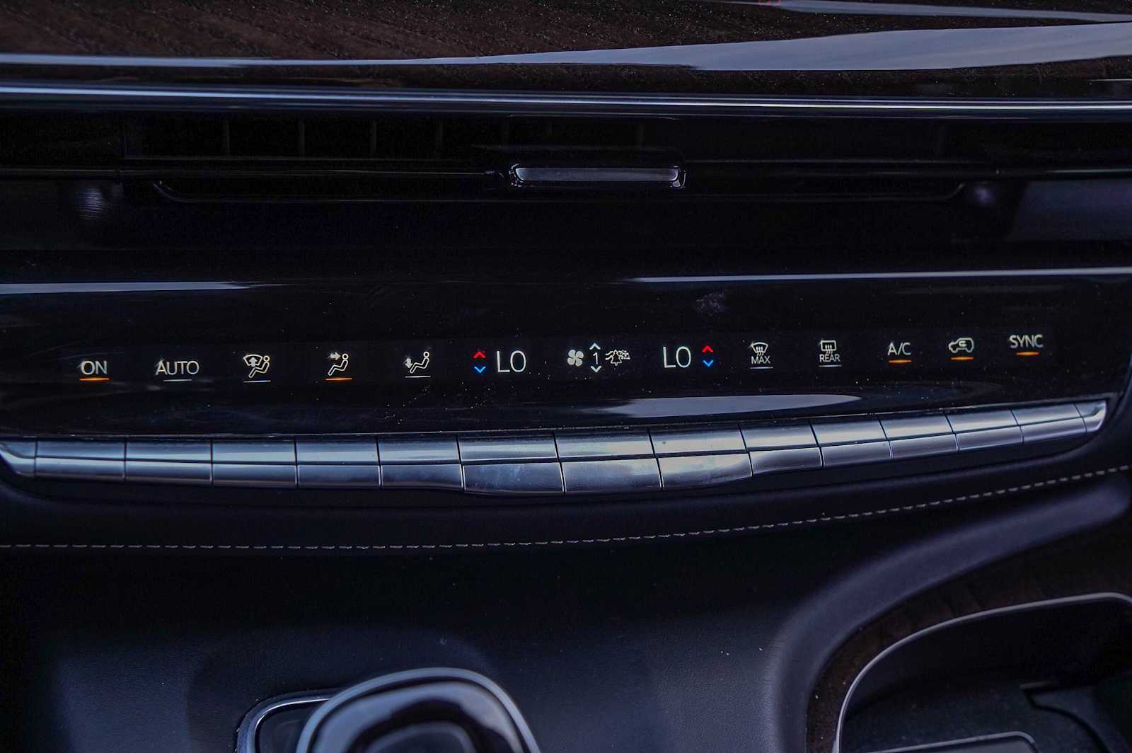 Thumbnail: 2021 Cadillac Escalade - 19