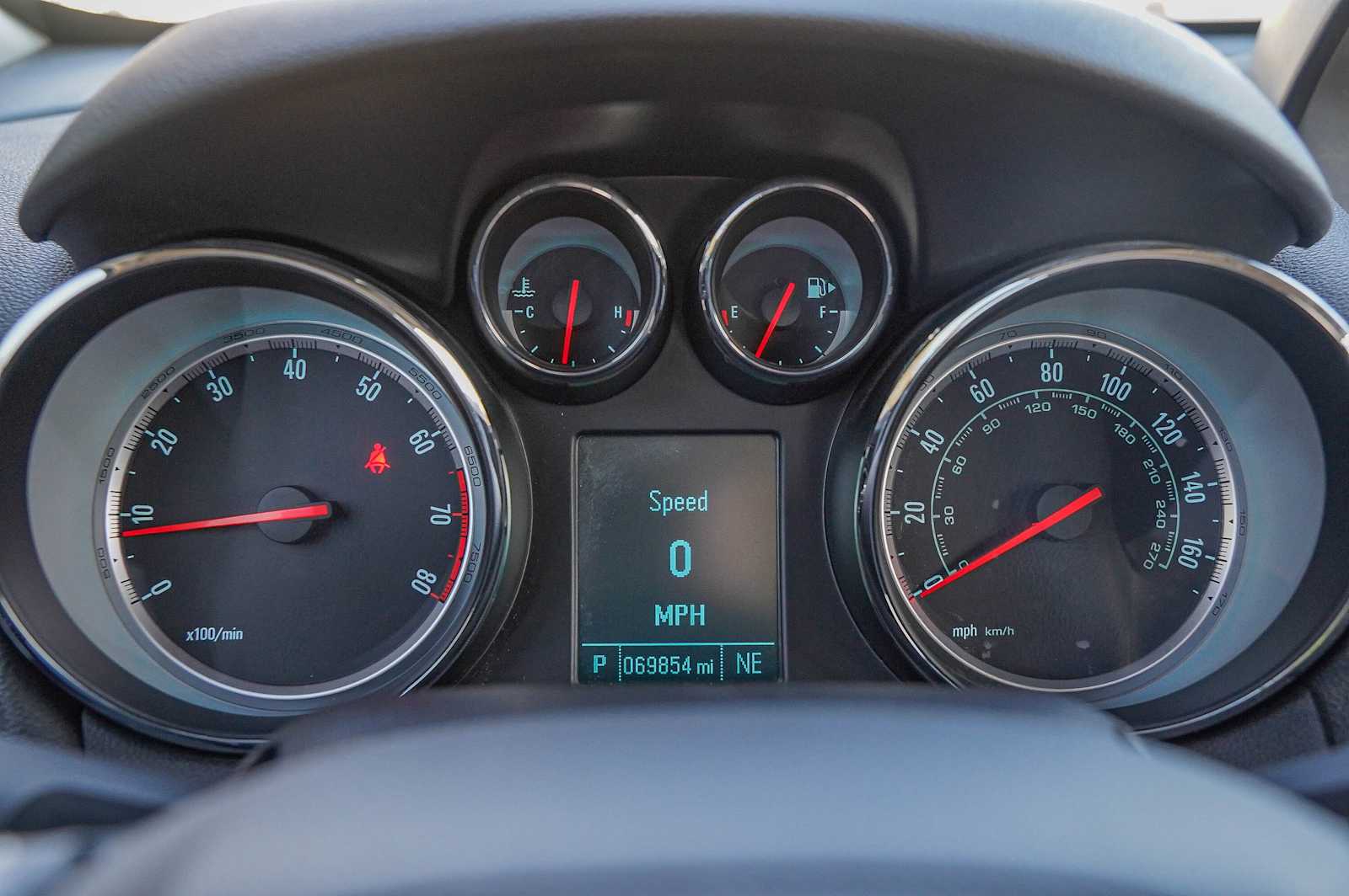 Thumbnail: 2015 Buick Encore - 15