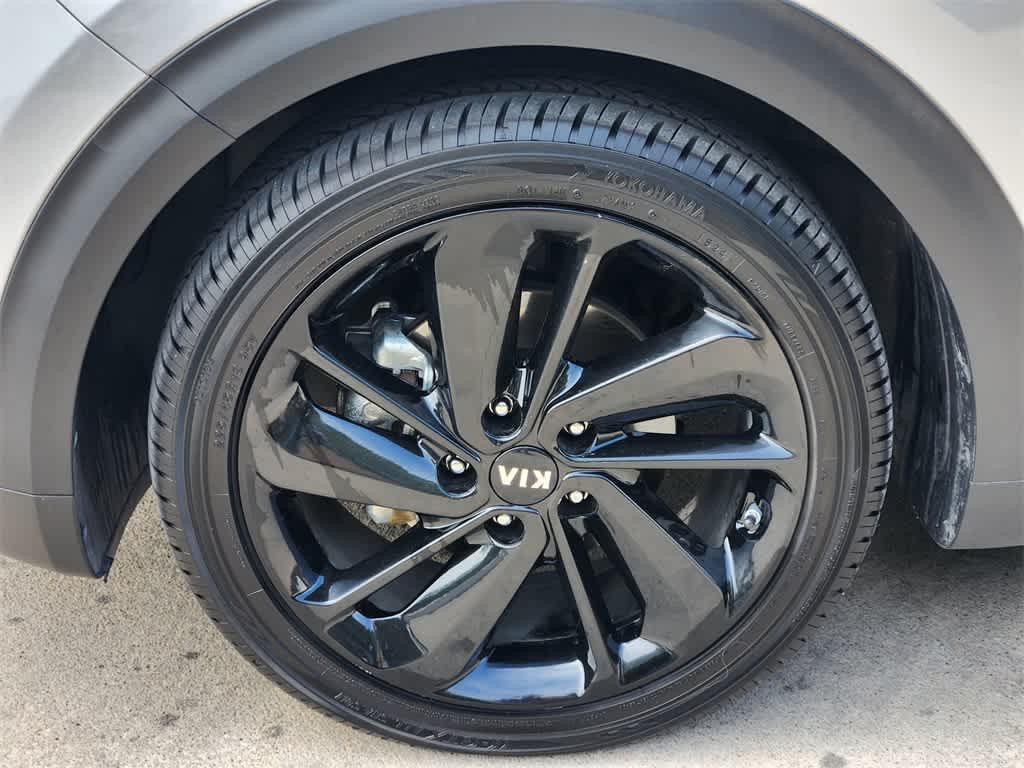 Thumbnail: 2019 Kia Niro - 9