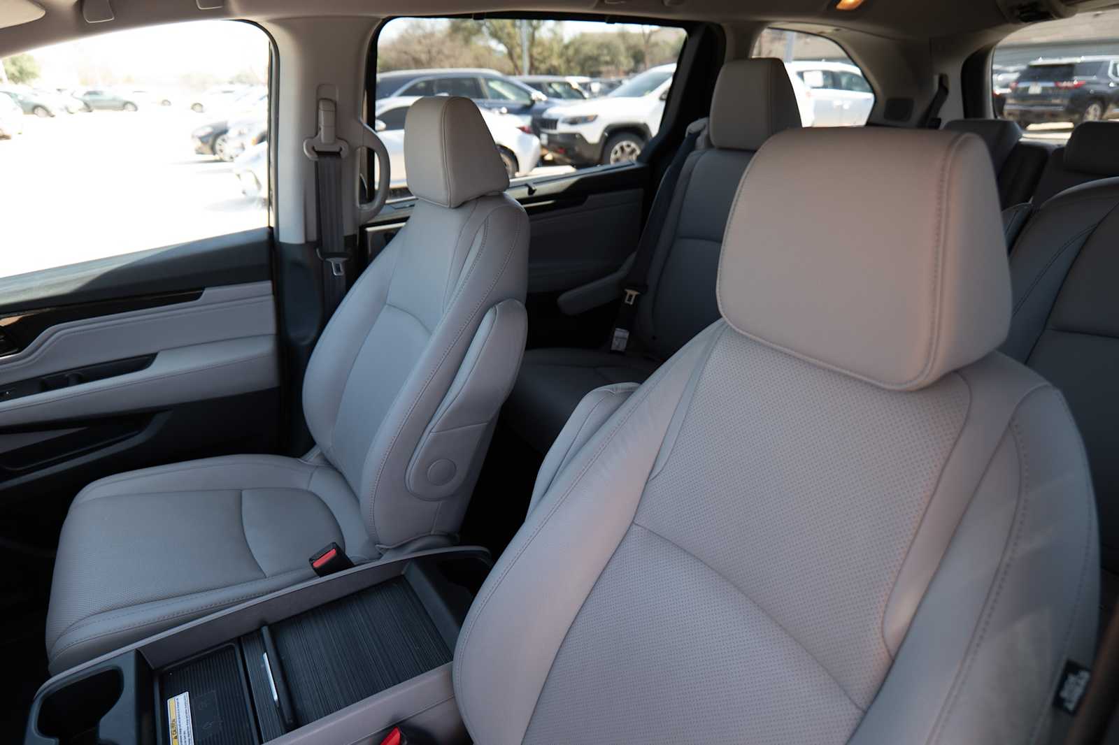 Thumbnail: 2020 Honda Odyssey - 11