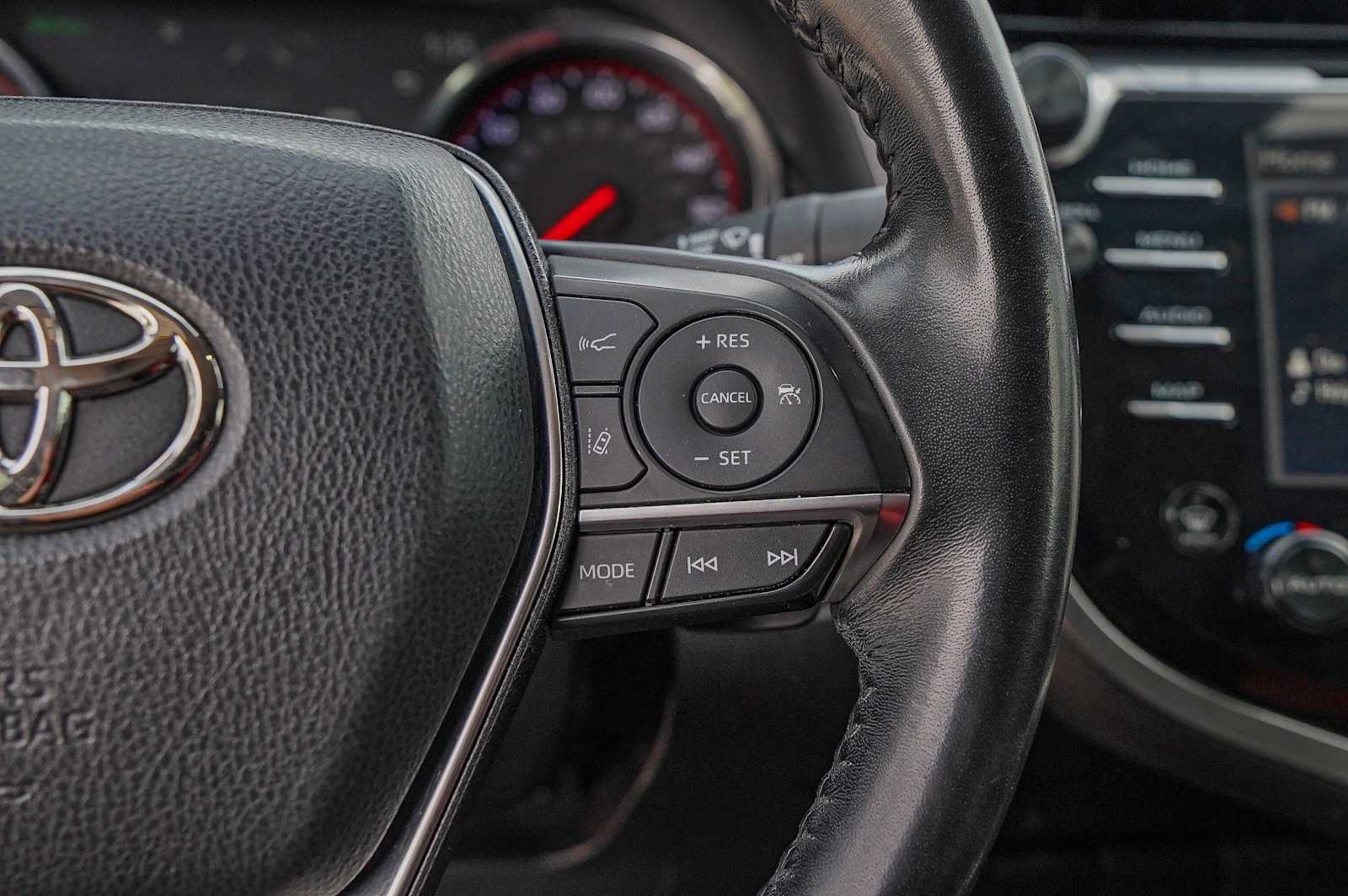 Thumbnail: 2020 Toyota Camry - 14