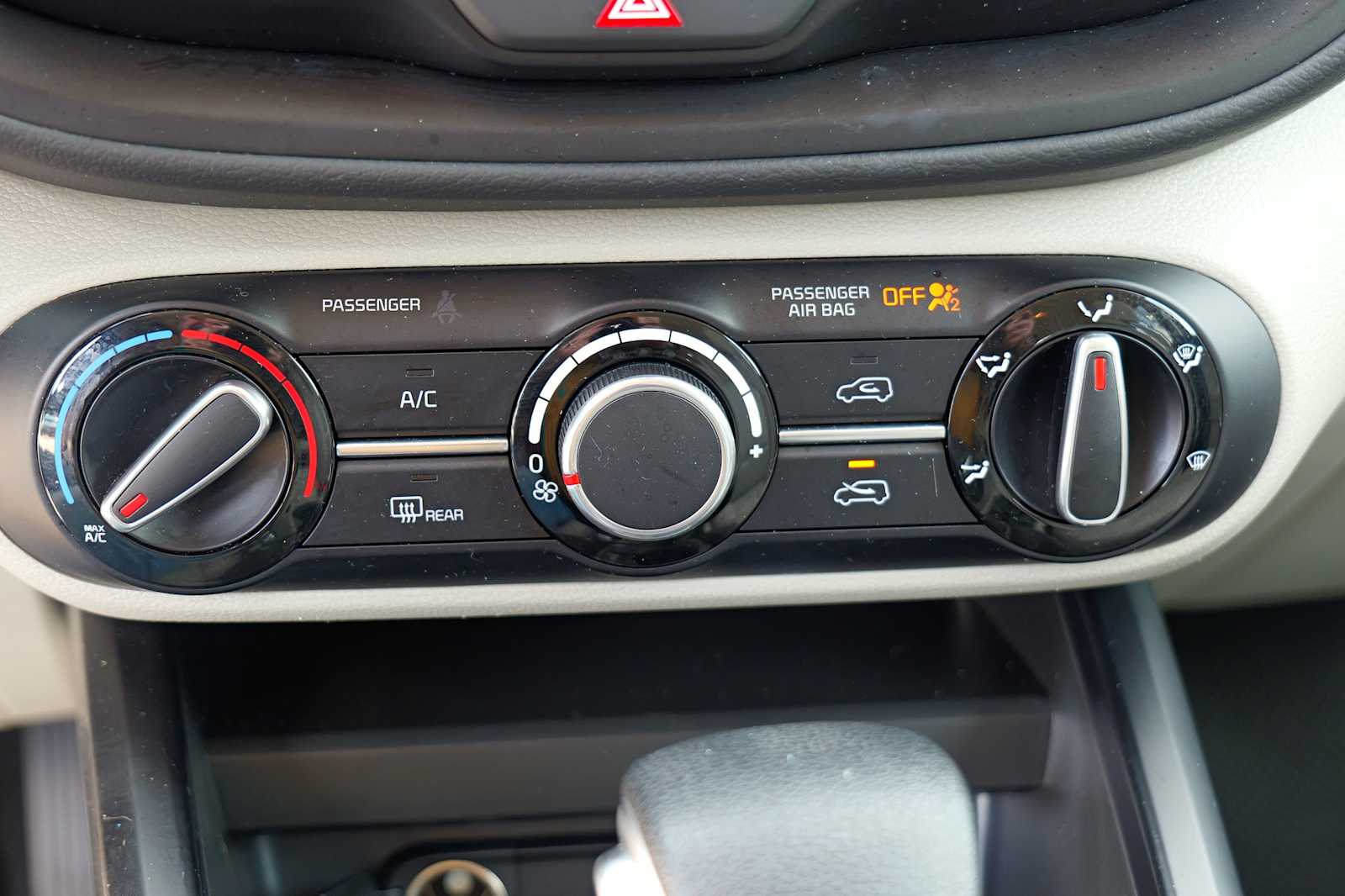 Thumbnail: 2025 Kia Soul - 25