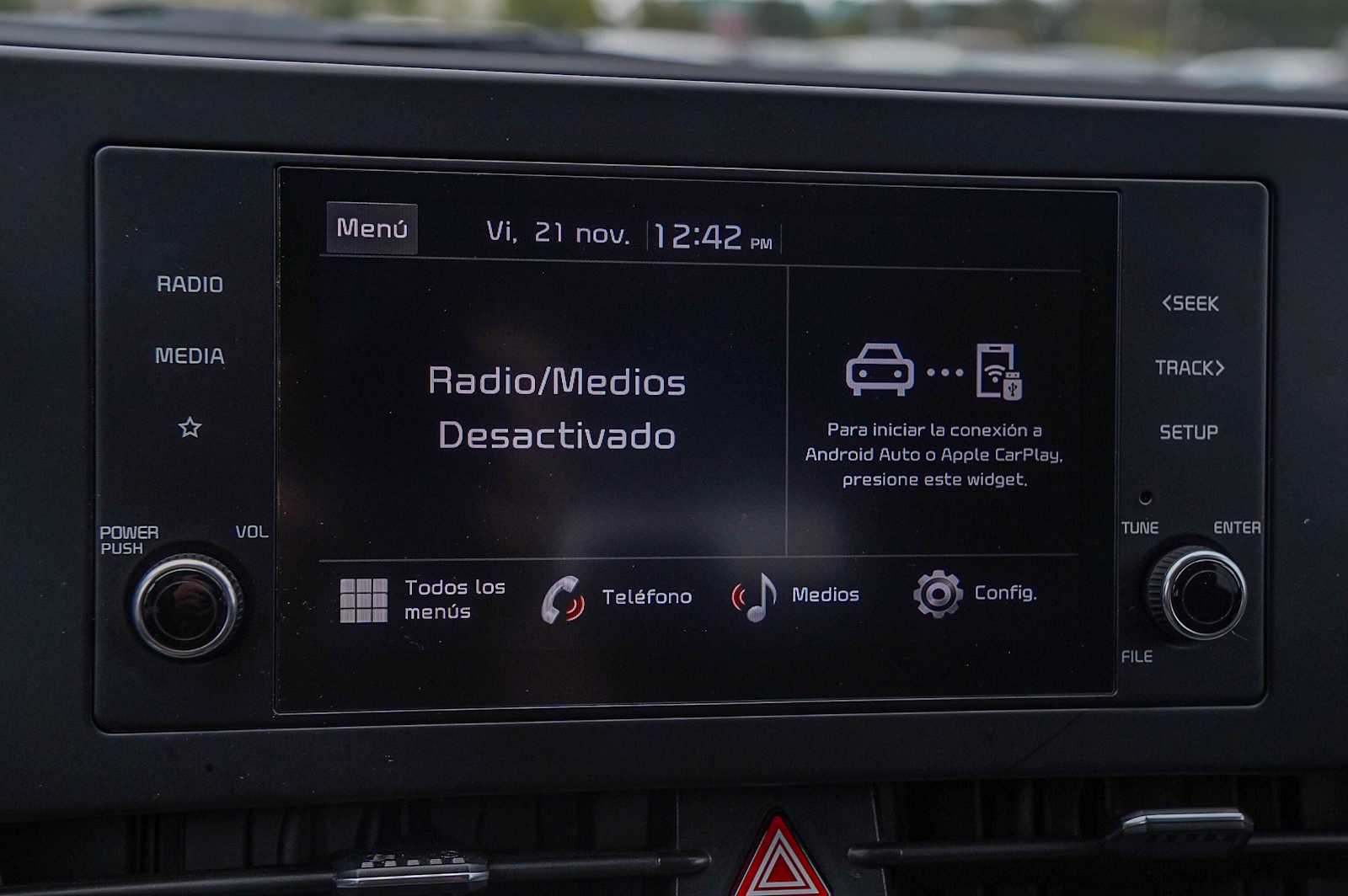 Thumbnail: 2023 Kia Sportage - 17