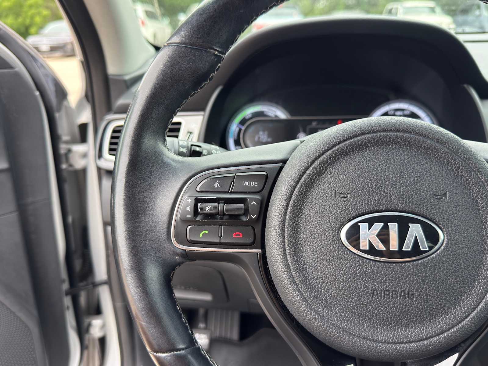 Thumbnail: 2018 Kia Niro - 16