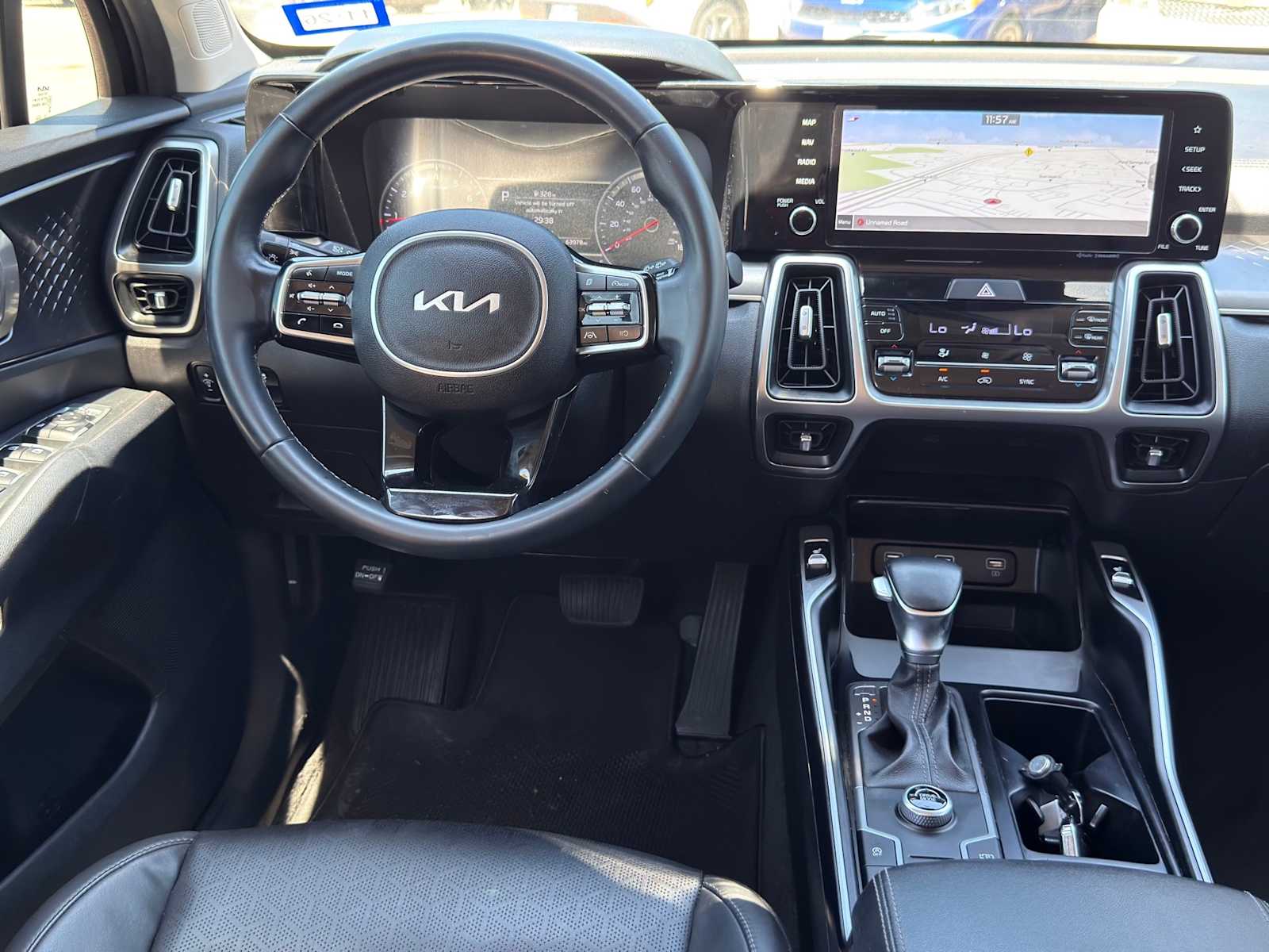 Thumbnail: 2022 Kia Sorento - 26