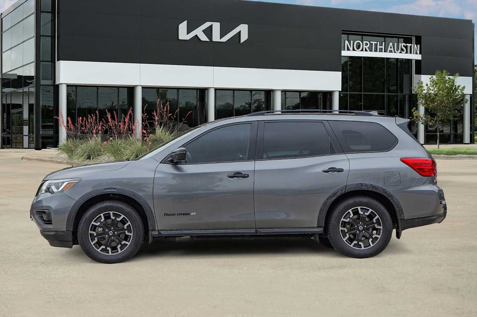 Thumbnail: 2020 Nissan Pathfinder - 4