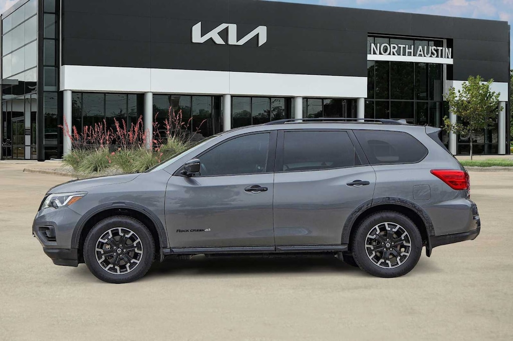 Used 2020 Nissan Pathfinder SV SUV