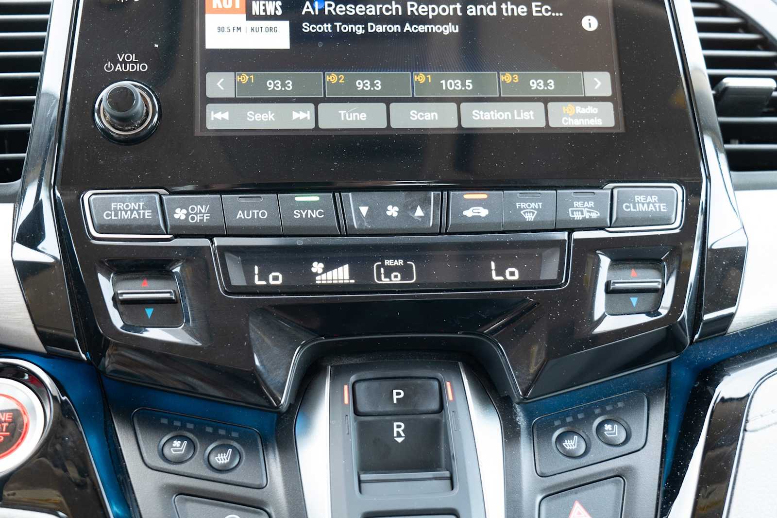 Thumbnail: 2020 Honda Odyssey - 17