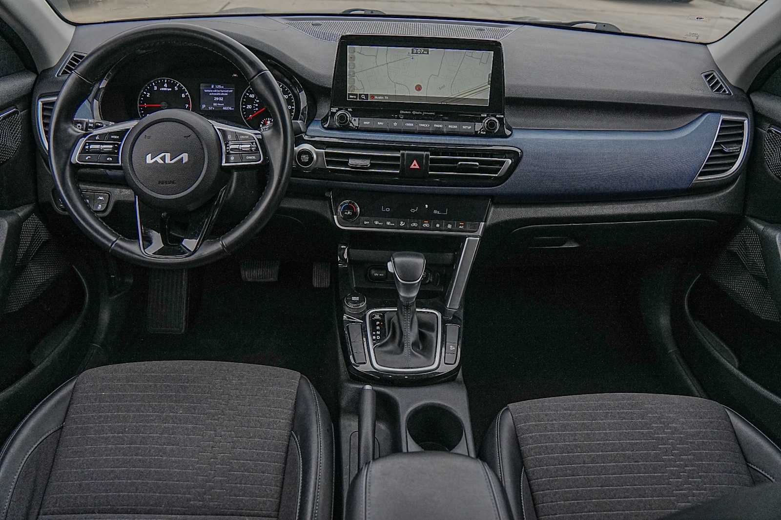 Thumbnail: 2023 Kia Seltos - 24