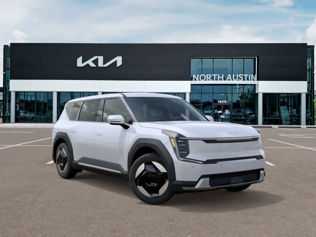 Thumbnail: 2026 Kia EV9 - 8