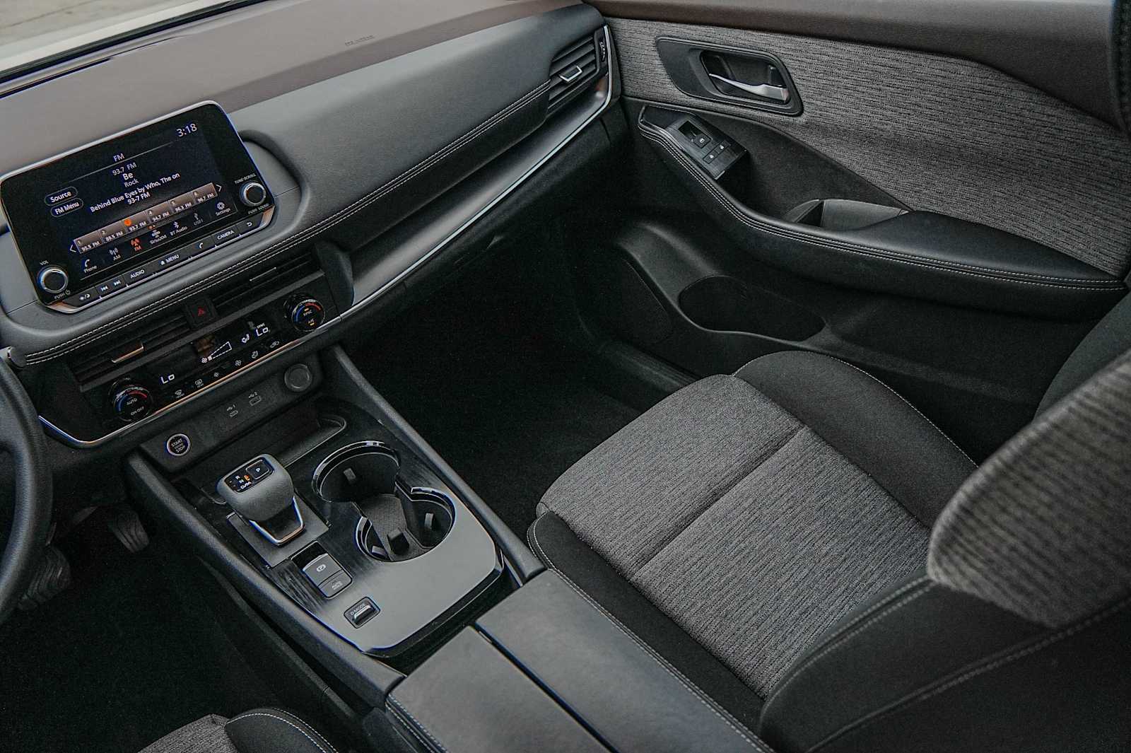 Thumbnail: 2023 Nissan Rogue - 28