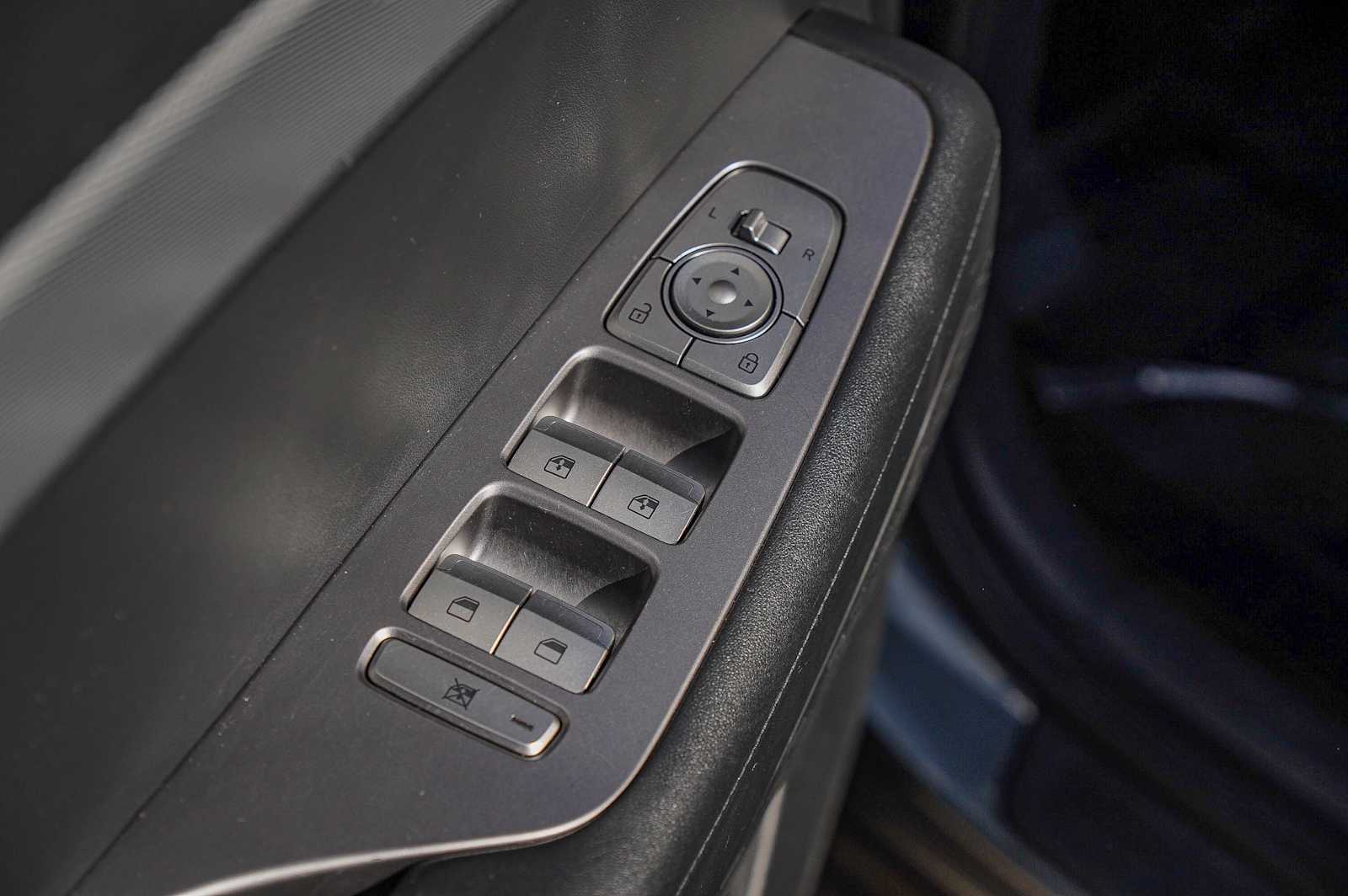 Thumbnail: 2022 Hyundai Palisade - 23