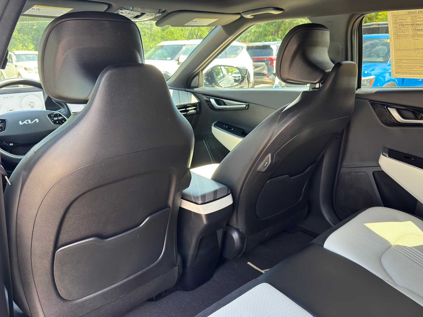 Thumbnail: 2024 Kia EV6 - 21