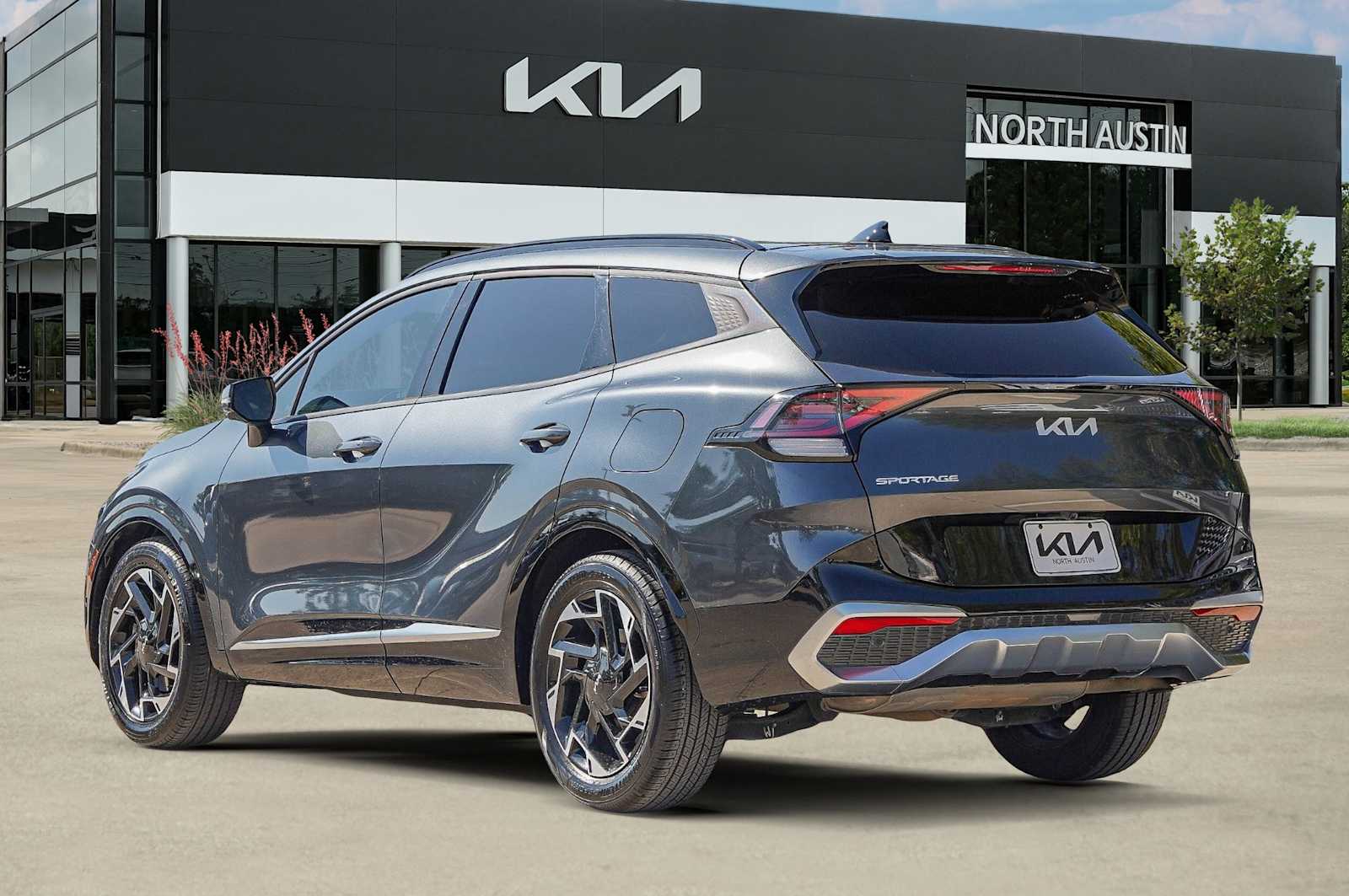 Thumbnail: 2023 Kia Sportage - 5