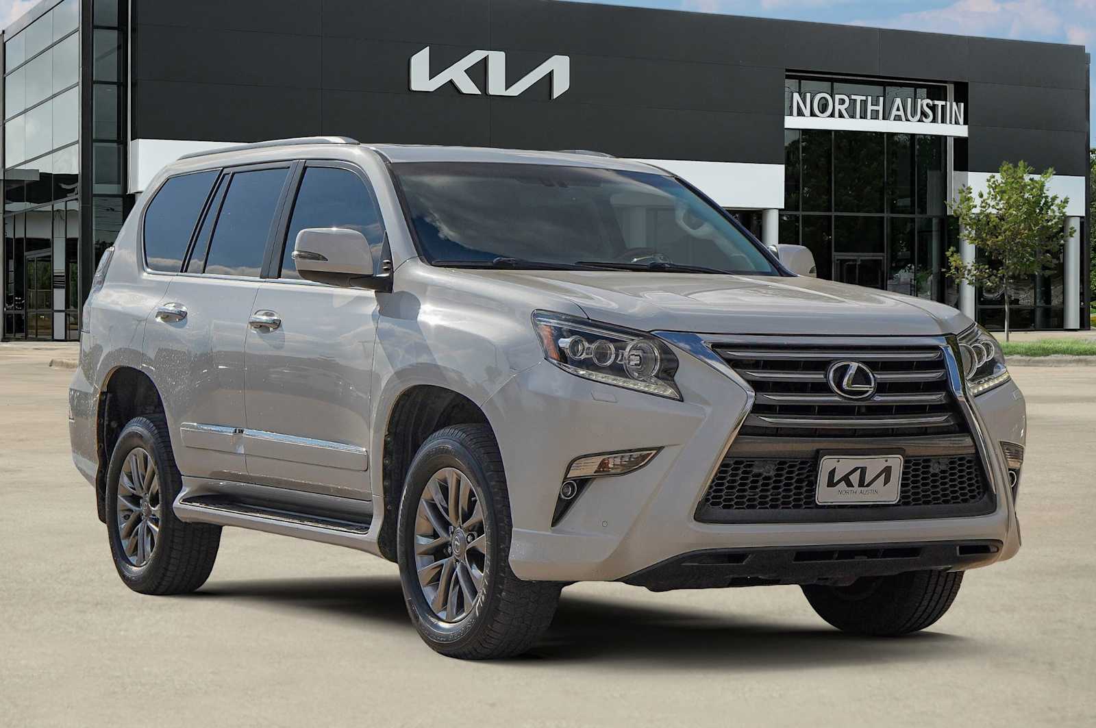 Thumbnail: 2015 Lexus GX - 8