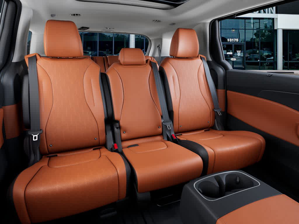 Thumbnail: 2026 Kia Carnival - 16