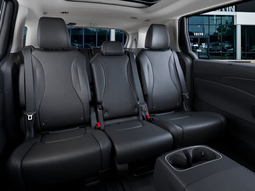 Thumbnail: 2026 Kia Carnival - 16