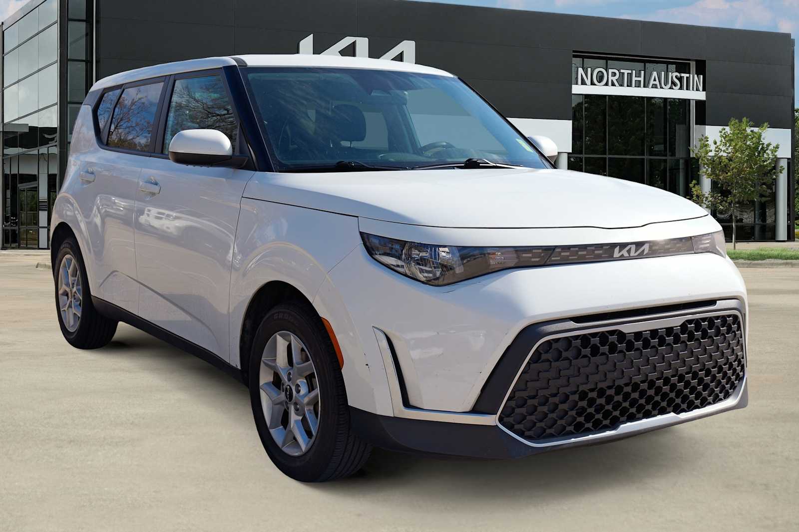 Thumbnail: 2024 Kia Soul - 8