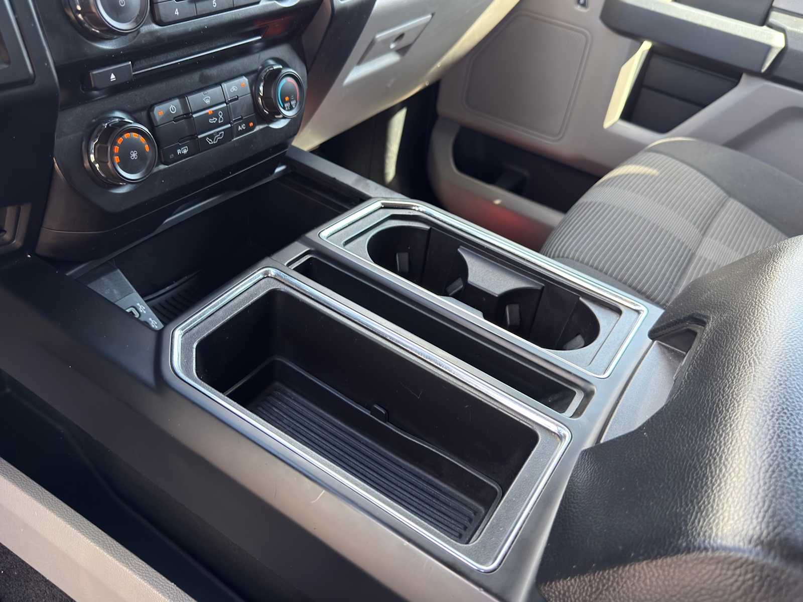 Thumbnail: 2017 Ford F-150 - 12