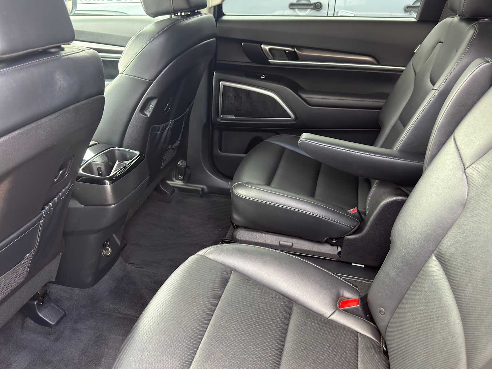 Thumbnail: 2023 Kia Telluride - 25