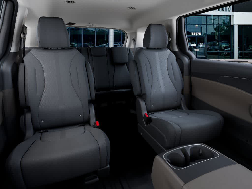 Thumbnail: 2026 Kia Carnival - 16