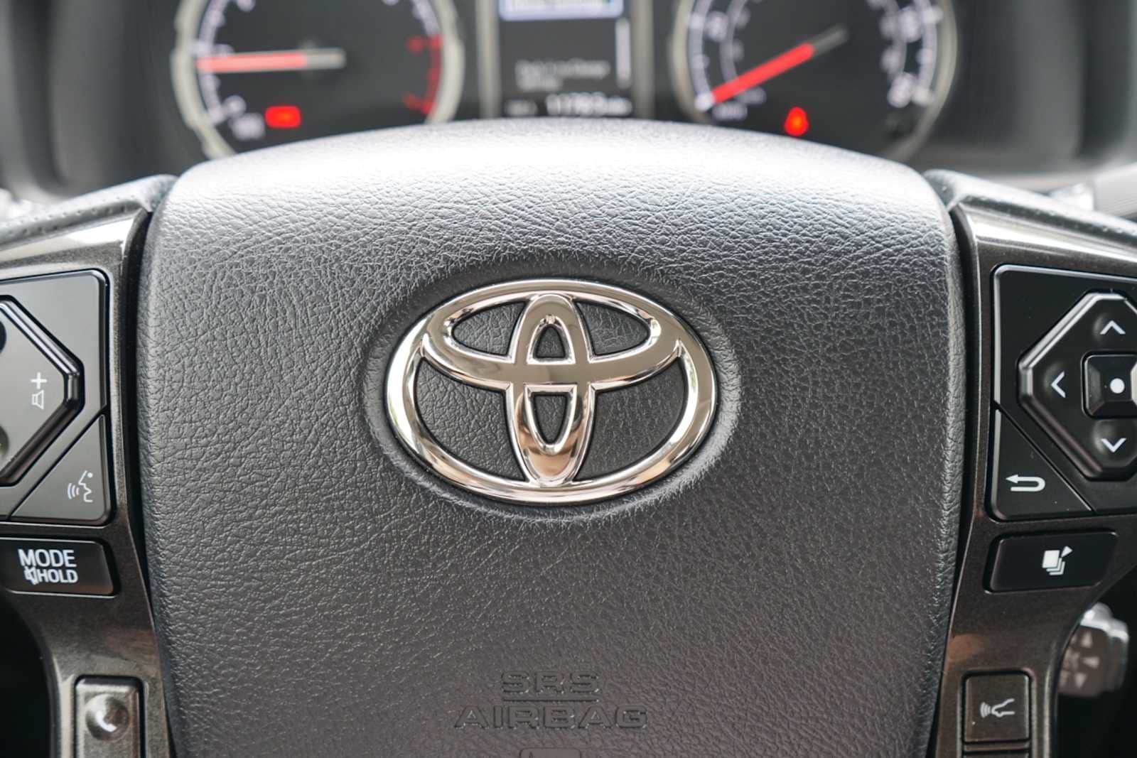 Thumbnail: 2024 Toyota 4Runner - 13