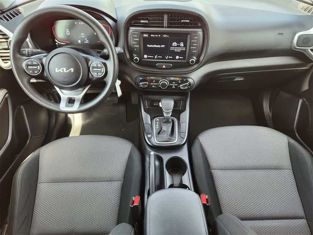 Thumbnail: 2023 Kia Soul - 25