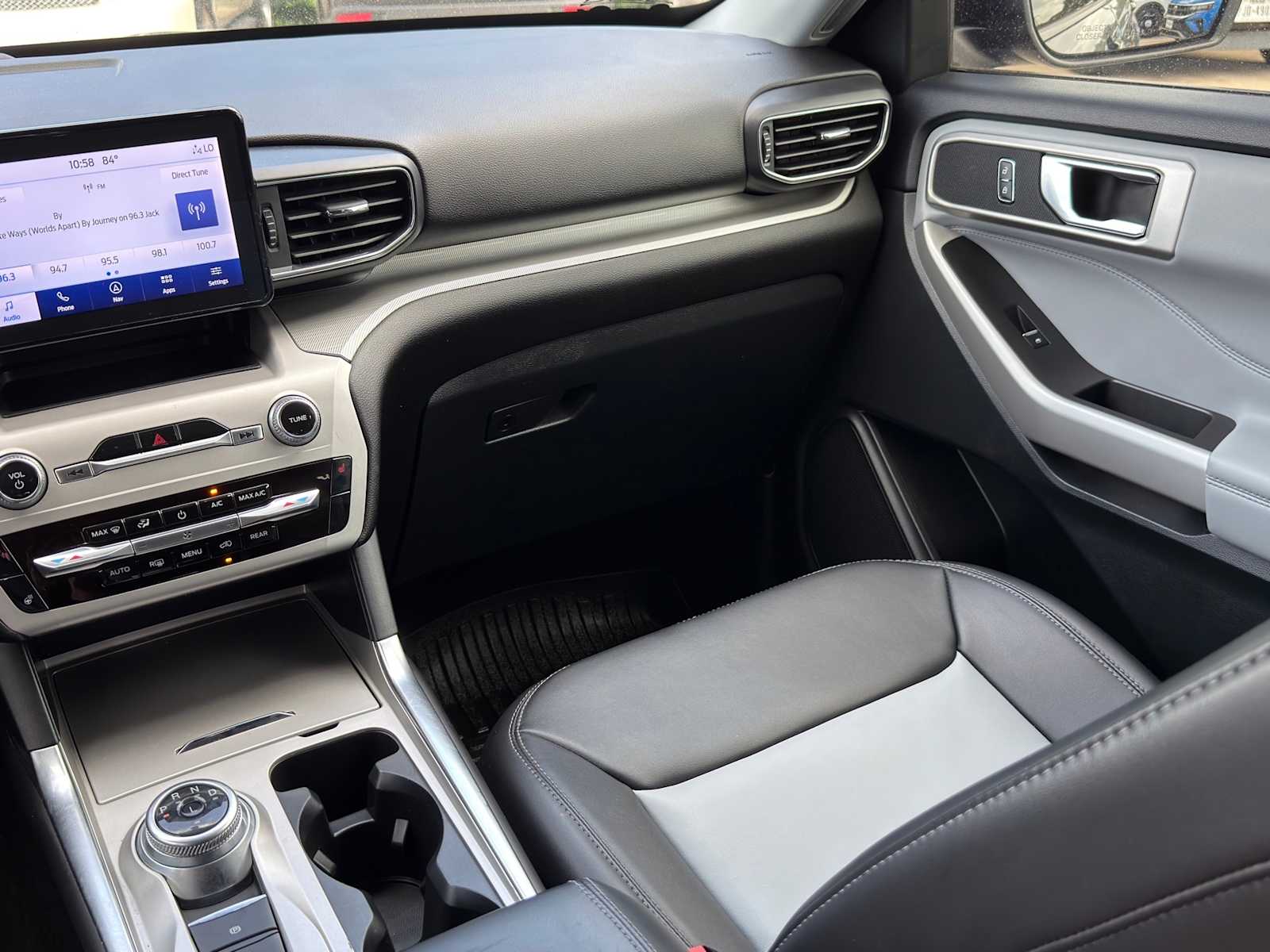 Thumbnail: 2024 Ford Explorer - 26